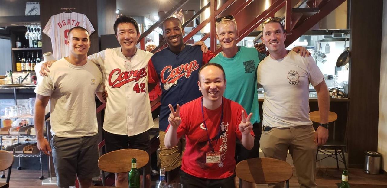 Red Helmet House & Sports Bar Hiroshima旅舍 外观 照片